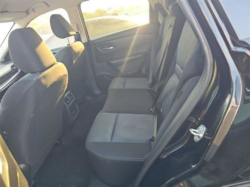 Used 2025 Nissan Rogue SV AWD/4WD image 7