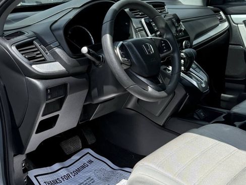 Used 2017 Honda CR-V LX image 11