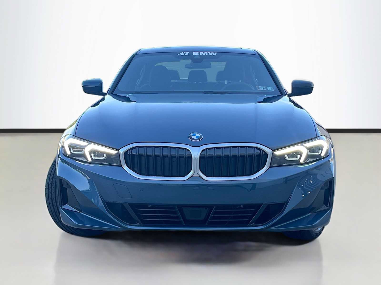 Used 2026 BMW 330i xDrive Sedan w/ Convenience Package AWD/4WD image 2