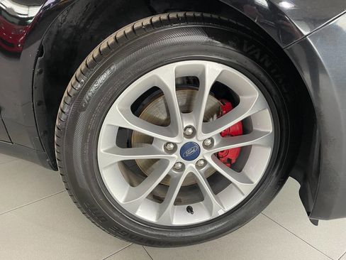 Used 2020 Ford Fusion SE image 9