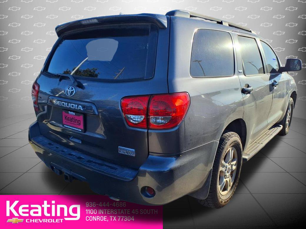 Used 2011 Toyota Sequoia SR5 RWD image 6