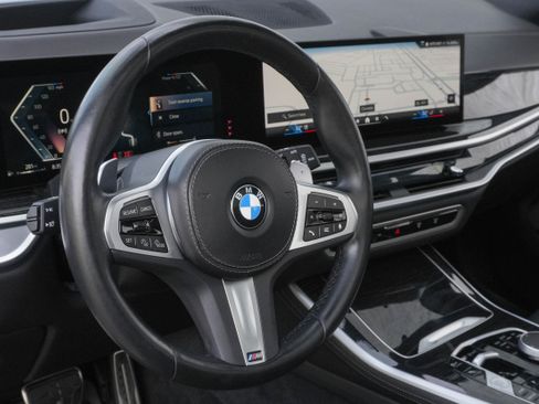 Used 2024 BMW X5 sDrive40i w/ M Sport Package RWD image 10