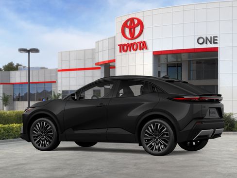 New 2026 Toyota C-HR AWD/4WD image 67