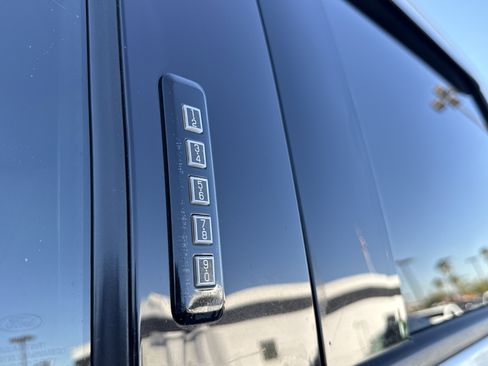 Used 2019 Ford F250 XLT image 11