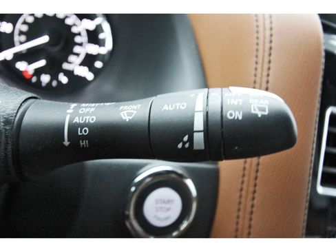 Used 2024 INFINITI QX80 Sensory AWD/4WD image 18