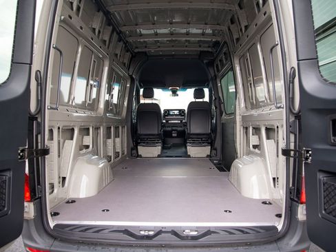 New 2026 Mercedes-Benz Sprinter 144 Cargo image 20