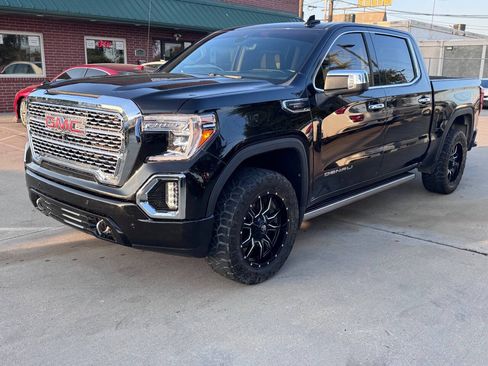 Used 2019 GMC Sierra 1500 Denali w/ Denali Carbonpro Edition AWD/4WD image 1