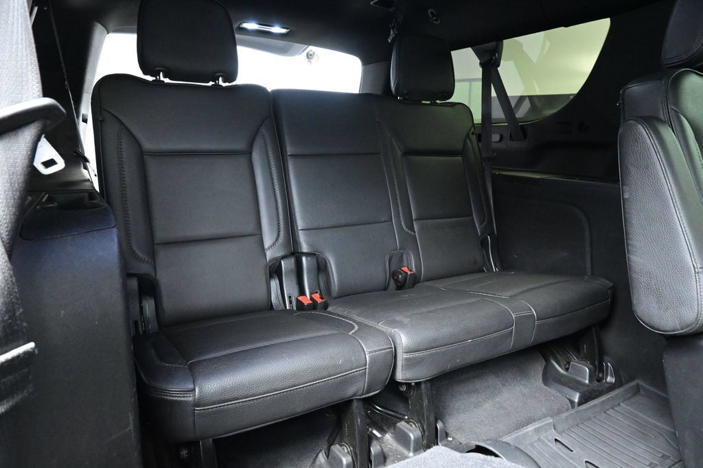 Used 2021 GMC Yukon XL Denali AWD/4WD image 24