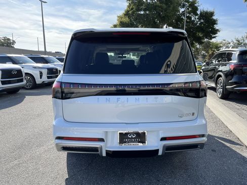 Used 2026 INFINITI QX80 Luxe w/ Cargo Package AWD/4WD image 4