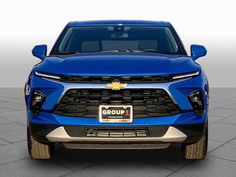 Used 2026 Chevrolet Blazer LT FWD image 4