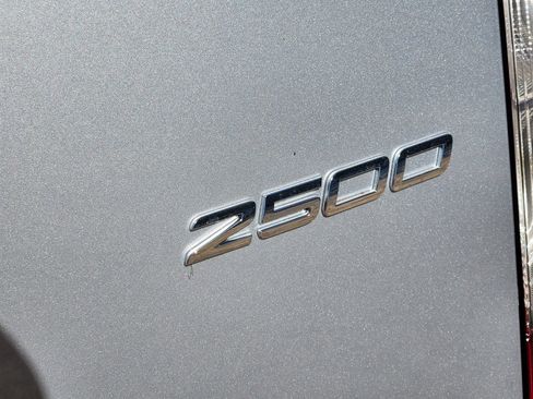 Used 2025 Mercedes-Benz Sprinter 2500 image 10