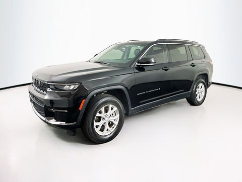 Used 2023 Jeep Grand Cherokee L Limited image 3