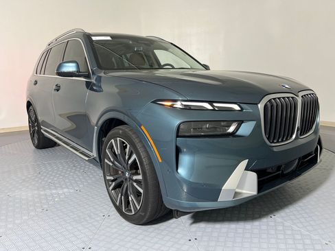 Certified 2023 BMW X7 xDrive40i w/ Executive Package image 7