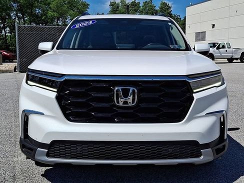 Used 2024 Honda Pilot Touring image 5