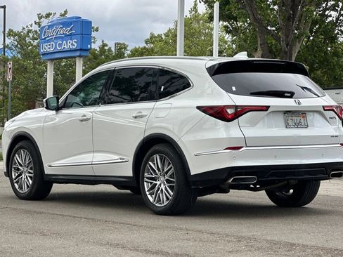 Used 2022 Acura MDX SH-AWD w/ Advance Package image 6