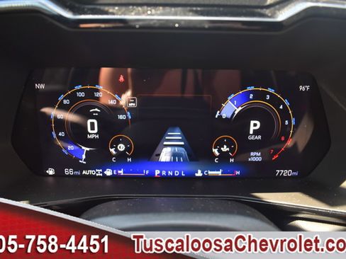 Used 2025 Chevrolet Colorado Z71 w/ Technology Package AWD/4WD image 33