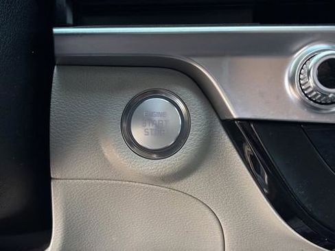 Used 2024 Kia Telluride S FWD image 29
