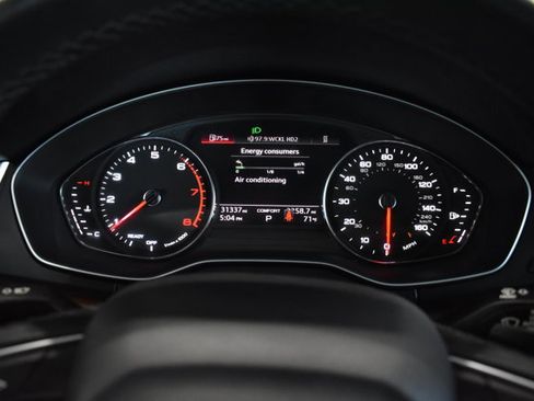 Used 2023 Audi Q5 2.0T Premium image 17