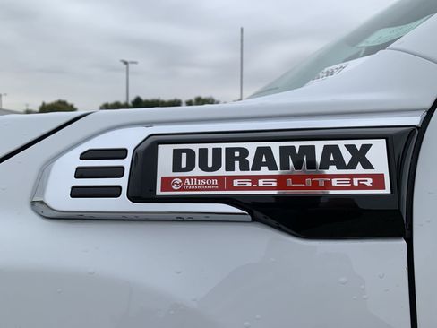 New 2025 GMC Sierra 3500 Pro w/ Convenience Package image 32