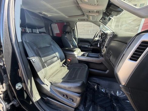 Used 2019 GMC Sierra 3500 Denali w/ Duramax Plus Package AWD/4WD image 34