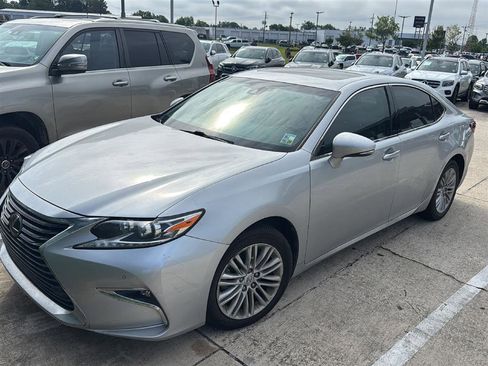Used 2017 Lexus ES 350 w/ Premium Package FWD image 1