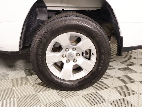 Used 2021 RAM 1500 Big Horn RWD image 17