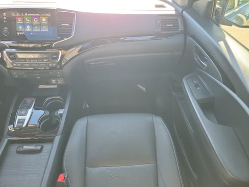 Used 2021 Honda Pilot Elite image 20