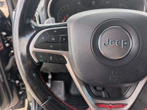 Used 2020 Jeep Grand Cherokee Trailhawk w/ Trailhawk Luxury Group AWD/4WD image 13