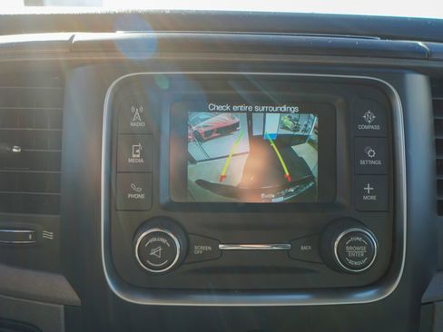 Used 2018 RAM 2500 Tradesman w/ Chrome Appearance Group image 25