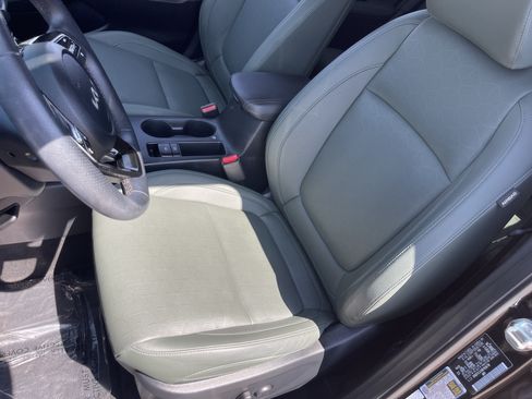 Certified 2024 Kia Seltos SX w/ SX Sunroof Package AWD/4WD image 19