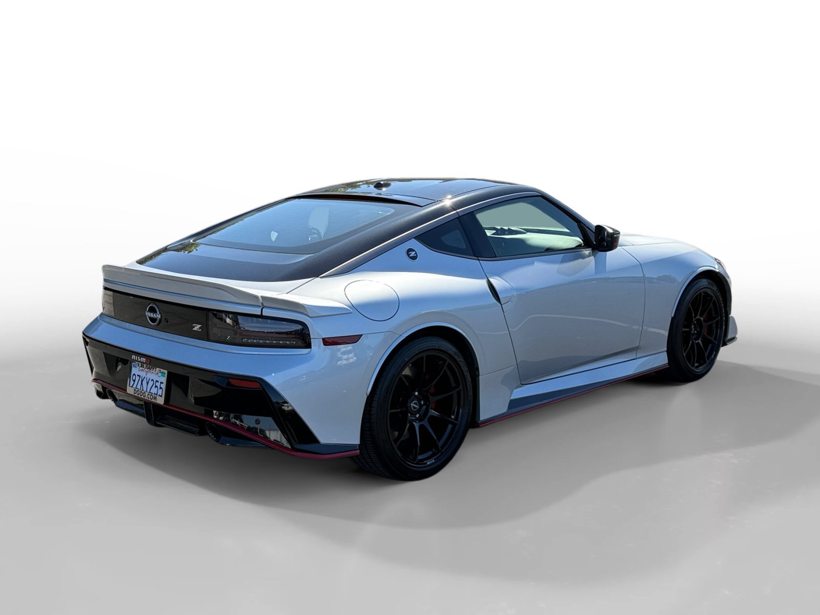 Used 2024 Nissan Z NISMO w/ Floor Mat Package RWD image 5