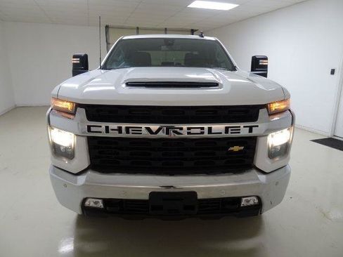 Used 2021 Chevrolet Silverado 2500 LT w/ Convenience Package AWD/4WD image 2