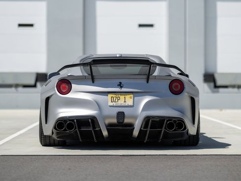 Used 2016 Ferrari F12 Berlinetta image 24