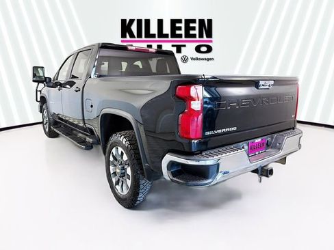 Used 2021 Chevrolet Silverado 2500 LT w/ Convenience Package image 5