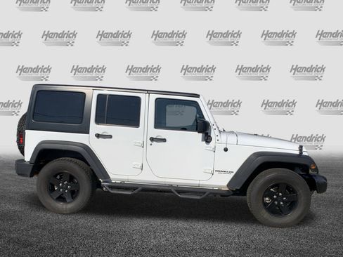 Used 2017 Jeep Wrangler Unlimited Sport image 11