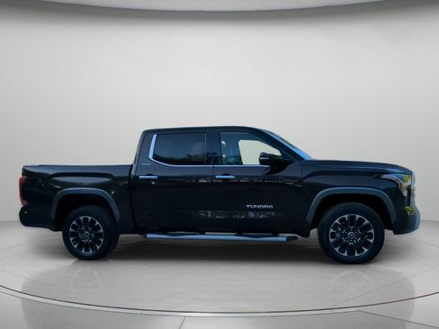 Used 2023 Toyota Tundra Limited AWD/4WD image 33