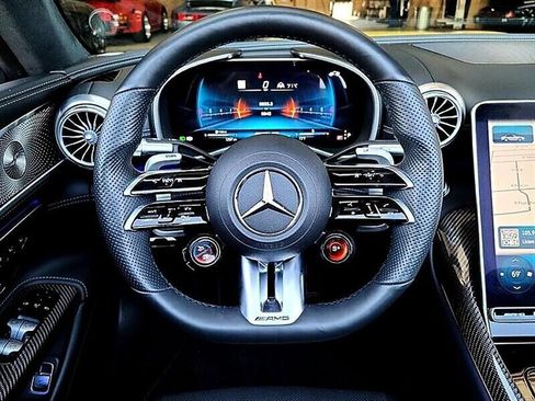 Used 2022 Mercedes-Benz SL 63 AMG 4MATIC image 26