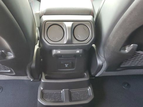 New 2026 Jeep Wrangler Unlimited Rubicon image 13