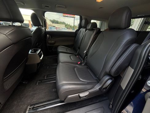 Used 2026 Kia Carnival FWD image 28