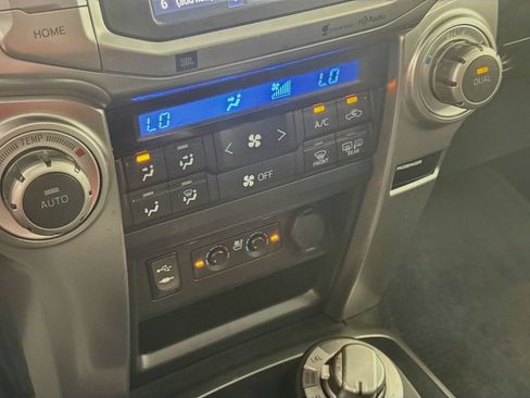 Used 2014 Toyota 4Runner Limited AWD/4WD image 15