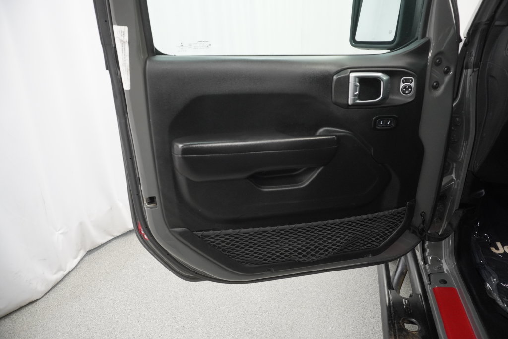 Used 2019 Jeep Wrangler Sport w/ Quick Order Package 24S AWD/4WD image 43
