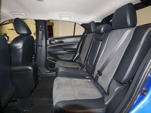 Used 2025 Mitsubishi Eclipse Cross Black Edition image 24