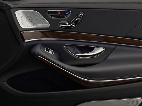 Used 2016 Mercedes-Benz Maybach S 600 image 55