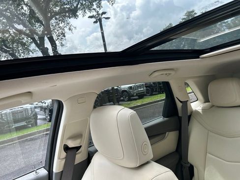 Certified 2023 Cadillac XT5 Premium Luxury AWD/4WD image 13