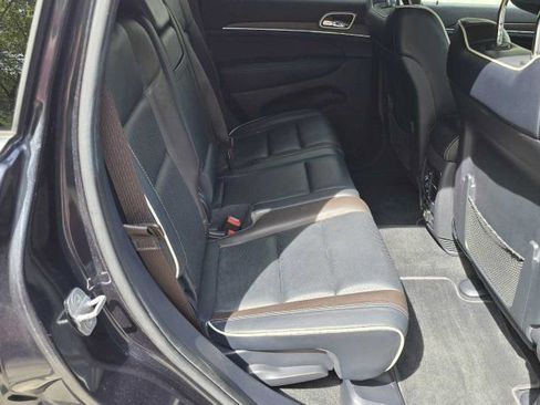 Used 2014 Jeep Grand Cherokee Overland w/ Advanced Technology Group image 31