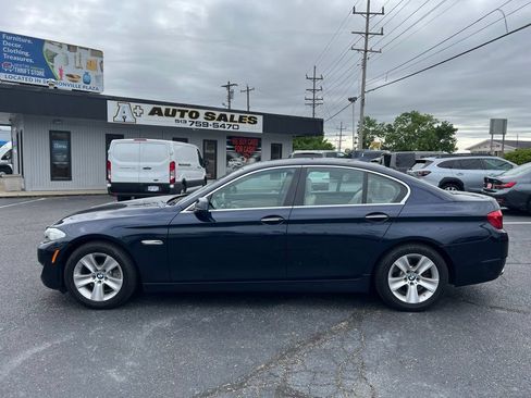 Used 2011 BMW 528i Sedan RWD image 1