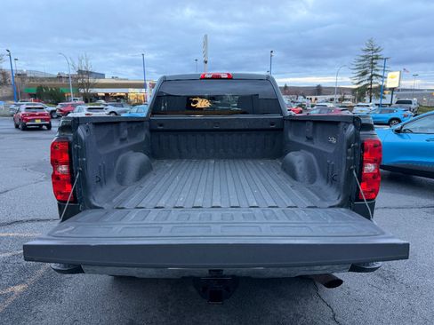 Used 2017 Chevrolet Silverado 2500 LT w/ LT Convenience Package image 19