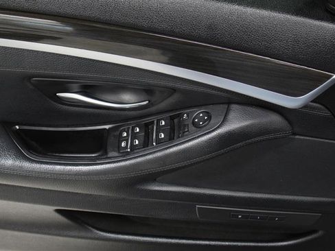 Used 2011 BMW 535i xDrive Sedan image 15