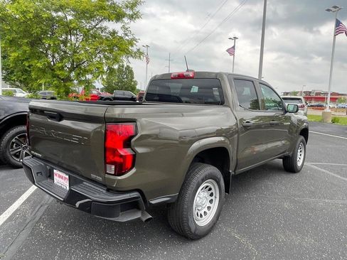 Used 2024 Chevrolet Colorado W/T RWD image 4