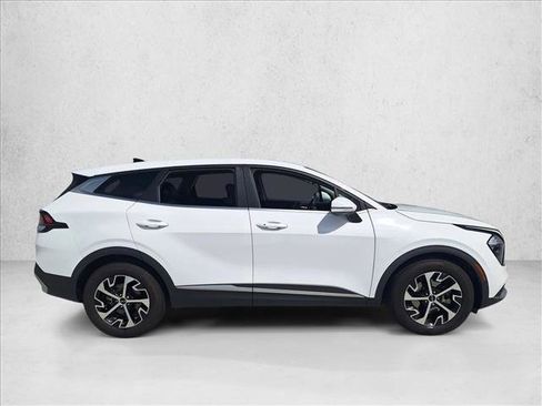 Used 2023 Kia Sportage EX FWD image 4